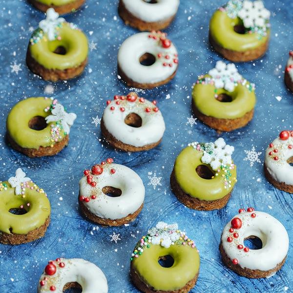 Мини - пончики "Новогодние"  - Десерты | MOSCOW FOOD - доставка фуршетных блюд